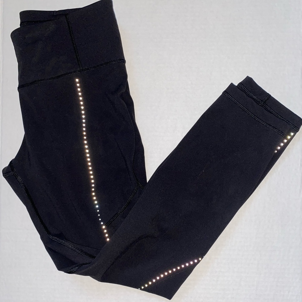 Lululemon Extra Mile Crop (Reflective 23") Black